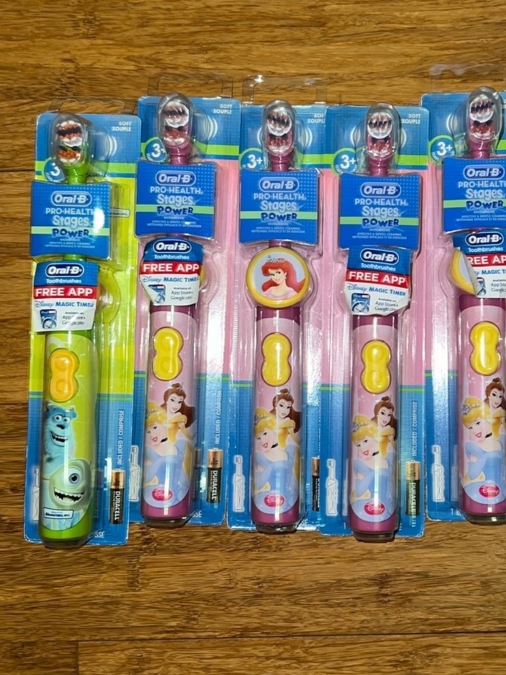 Oral B pro health stages electric toothbrush bundle of 5 NWT
